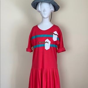 Fabulous retro pink dress. Pink. Medium.